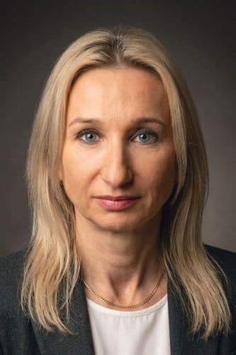 small_kristina-zacharova-financial-manager-elisit.jpg